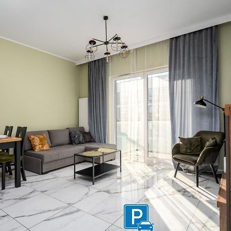 Prymasa Tysiaclecia 83A Separate Bedroom Free Garage By Perfect Apart 634 Варшава Экстерьер фото